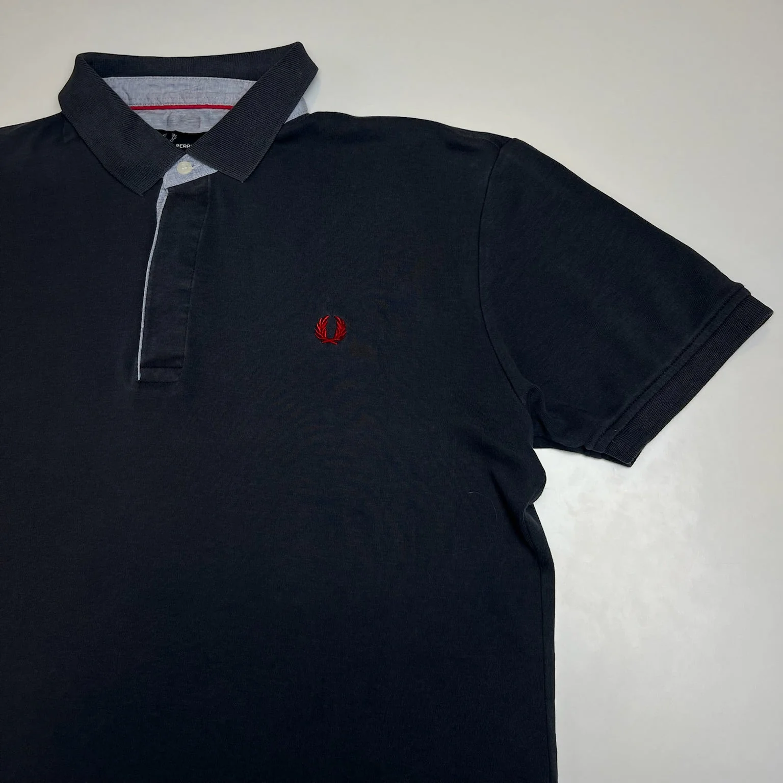 Fred Perry Poloshirt (XL) - Image 2