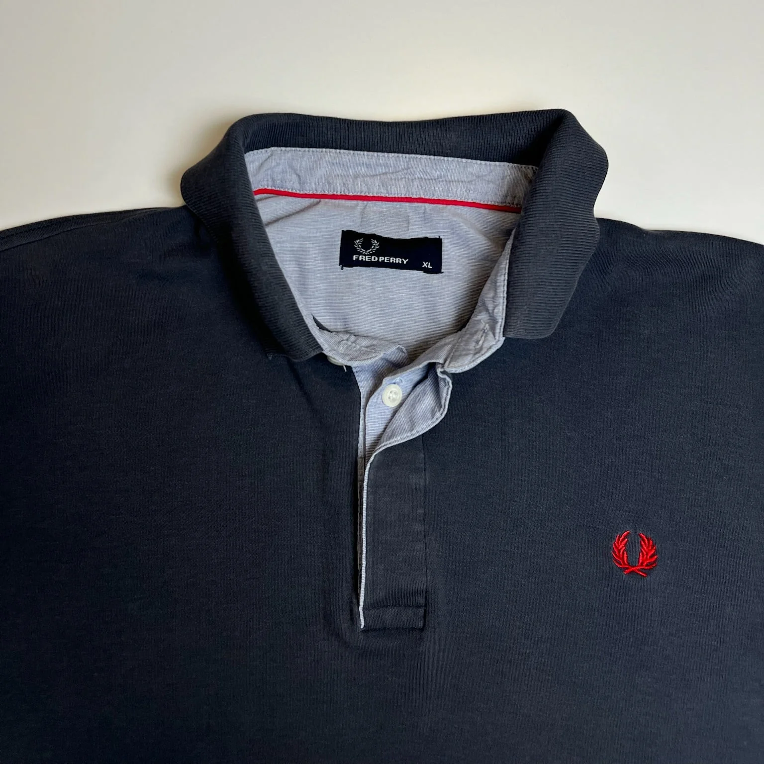 Fred Perry Poloshirt (XL) - Image 3
