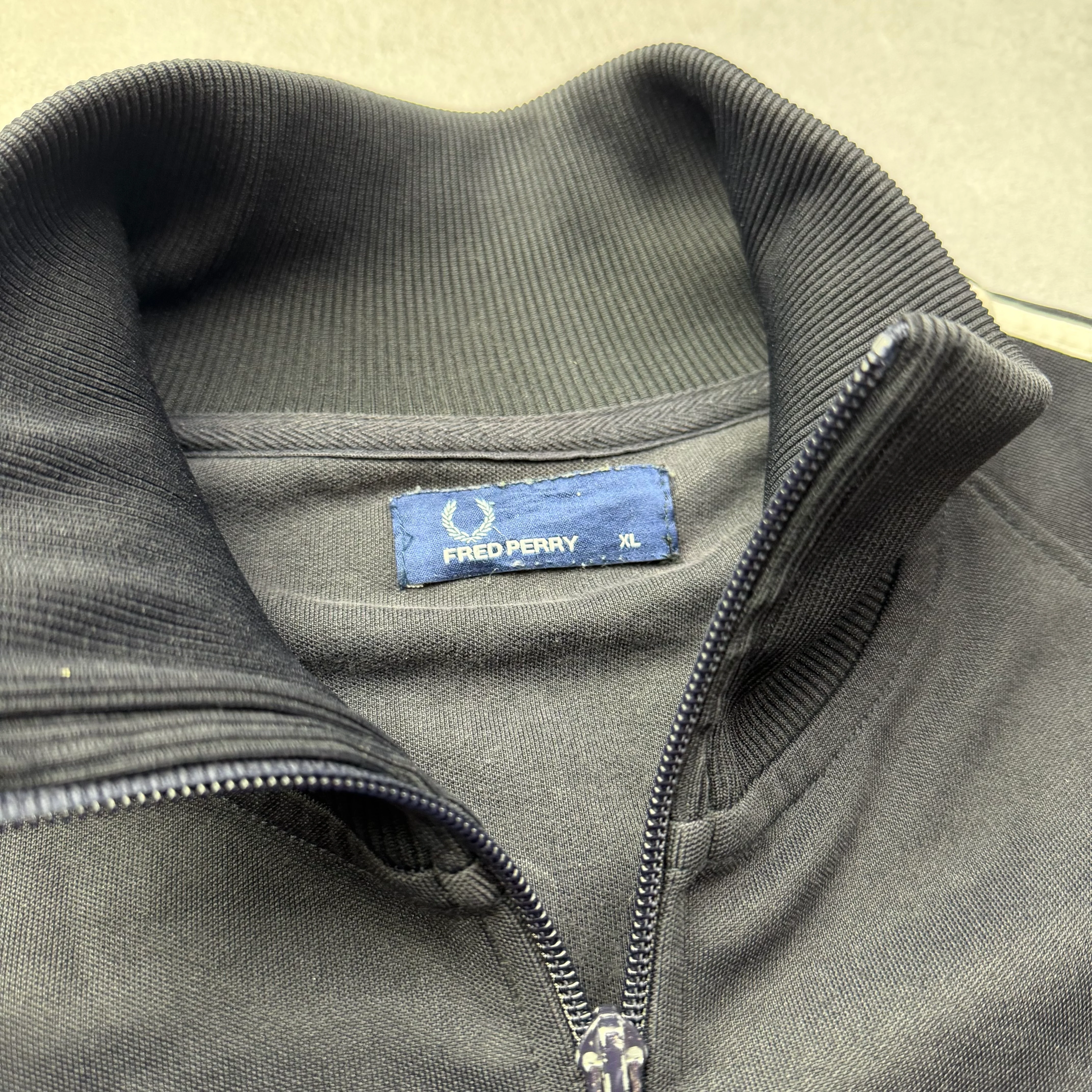 Fred Perry Trainingsjacke (XL) - Image 3