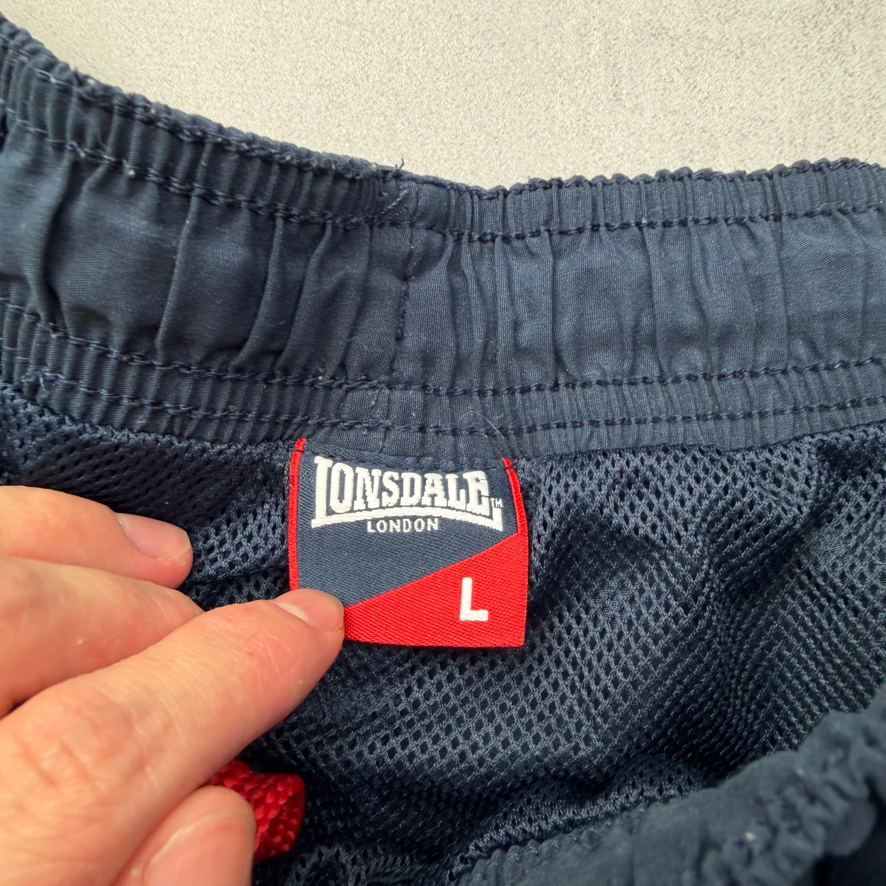 Lonsdale Shorts (L) - Image 3